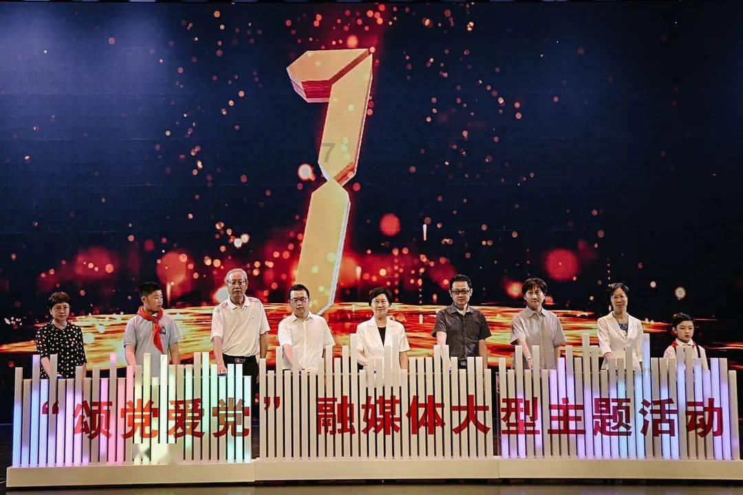 怎样确定女孩有没有对我有好感? - 让你聚集最新最热的讨论内容